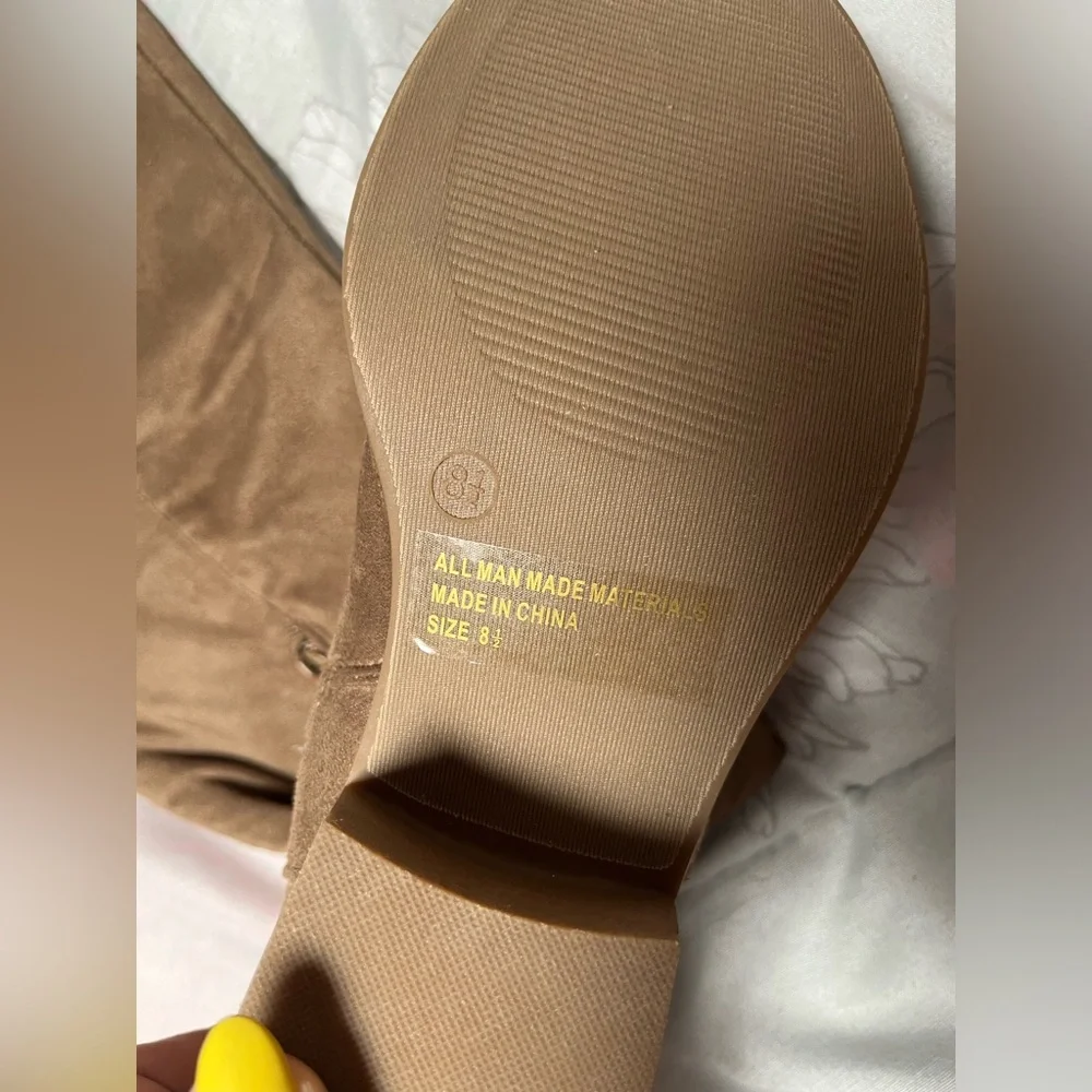 Over the knee boots - Picture 4 of 4